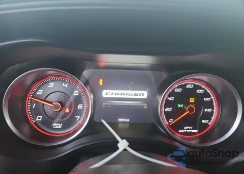 2018 Dodge Charger Police z USA, uszkodzony, nr VIN 2C3CDXKT5JH181101